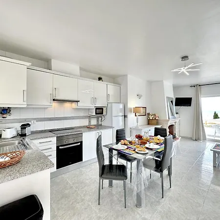 Albufeira Tropical View 2 By Homing Sesmarias